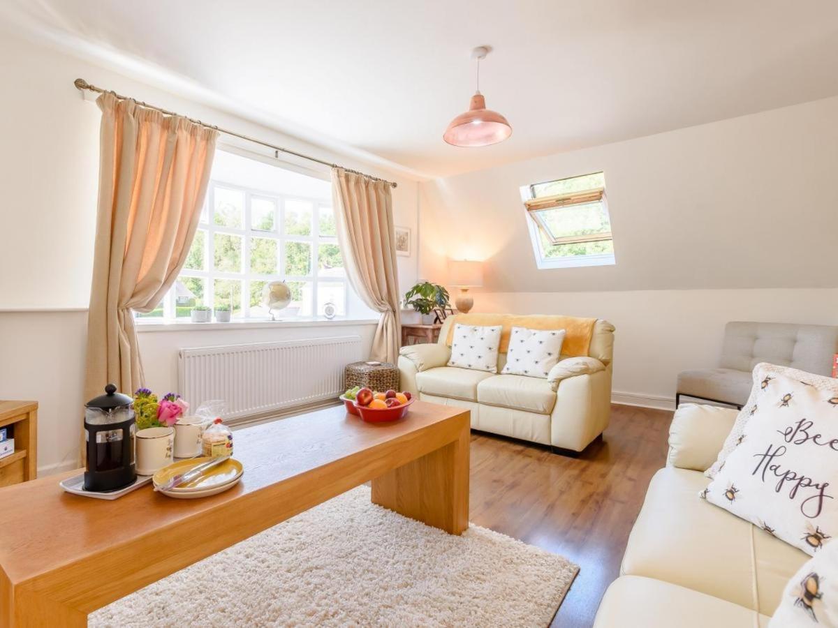 Waters Edge Apartment Ystradgynlais 外观 照片